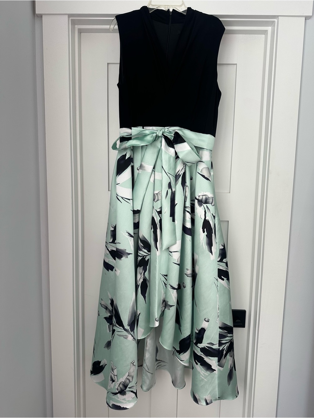 SLNY High-Low Dress